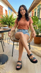 Sandalia KAROL Doble Correa Cuadros – Calzado Femenino de Lujo