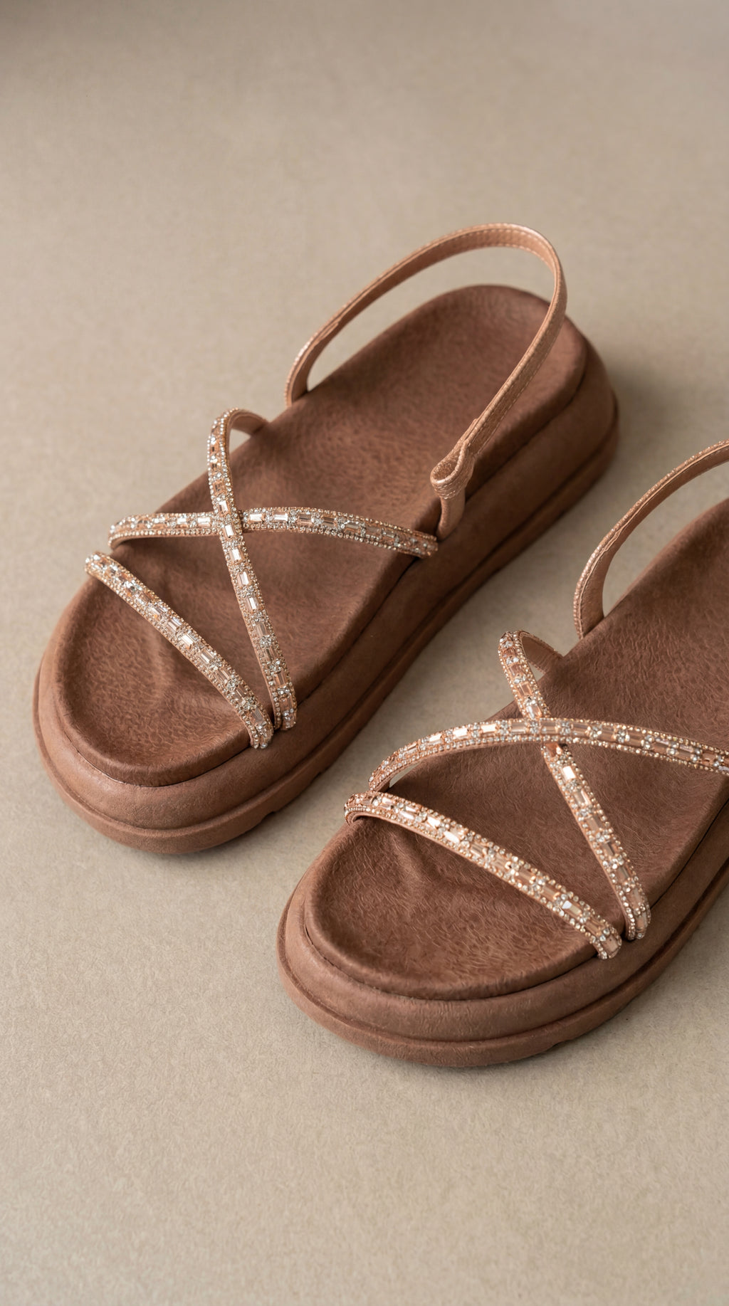 Sandalia LILI Strass Brillantes – Calzado Femenino Plataforma con Piedras
