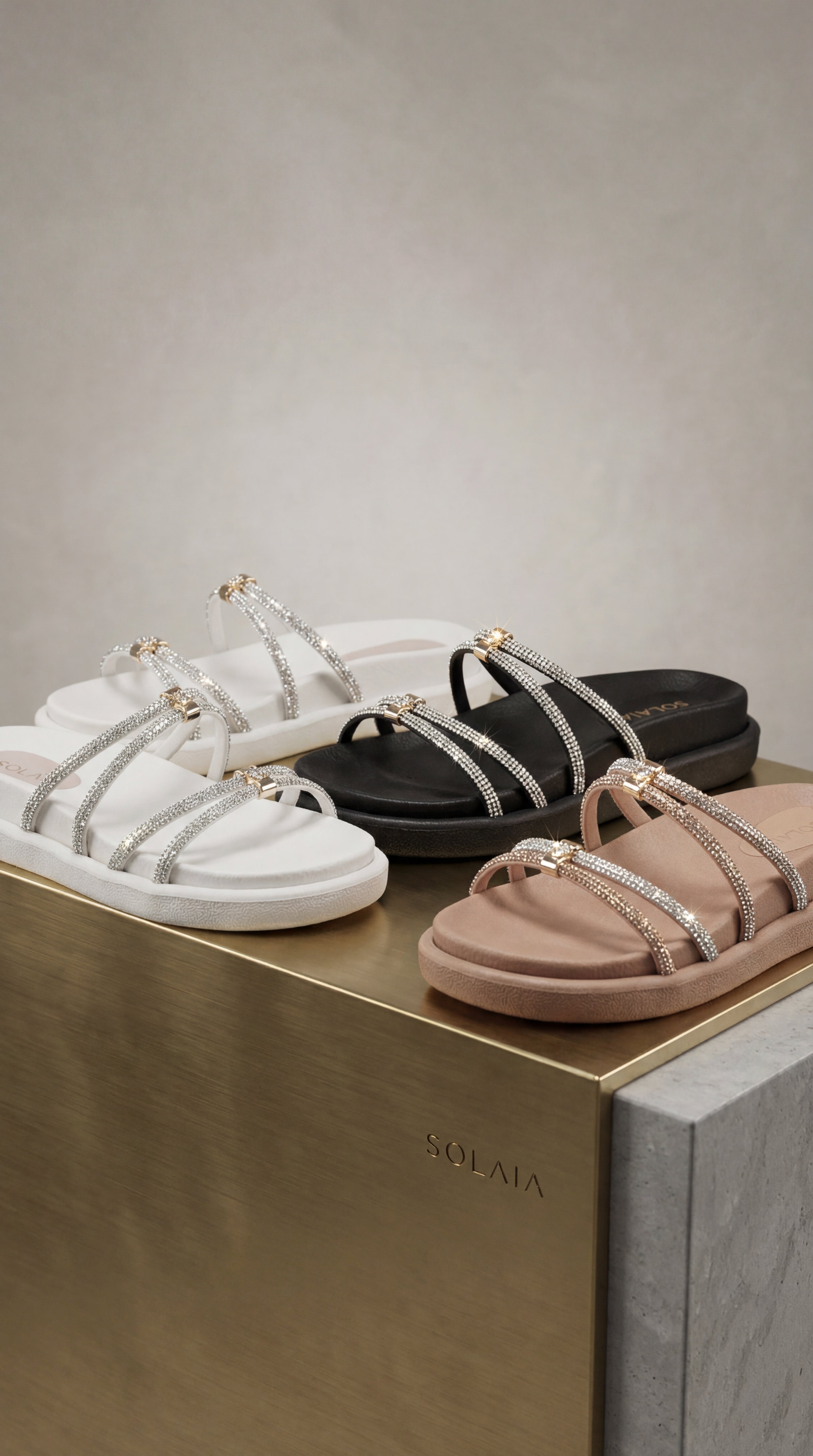 Sandalia MILÁN Triple Tira Strass – Calzado Femenino Brillante Plataforma