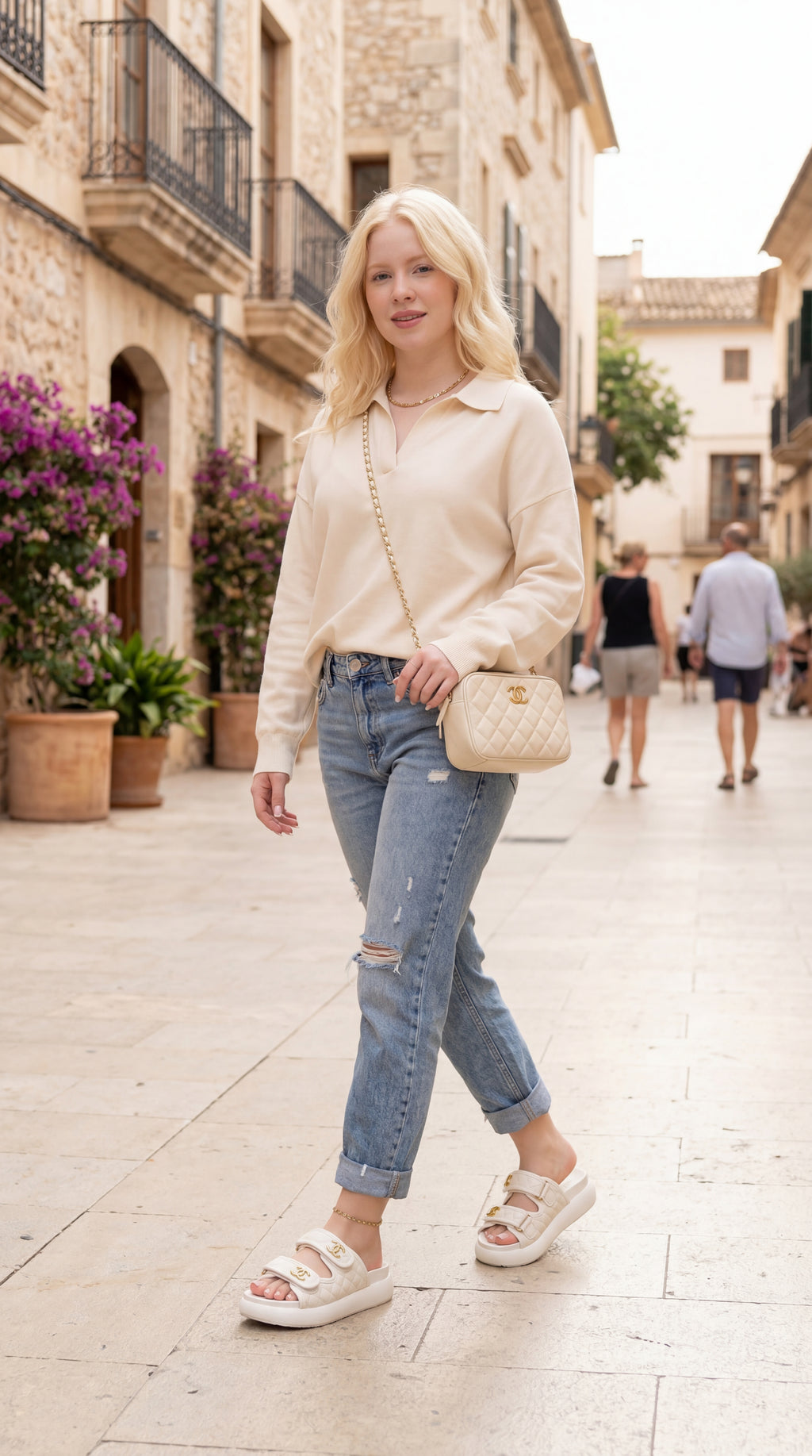 Sandalia CHANELL Acolchada Doble Correa Logo Dorado – Calzado Femenino Plataforma