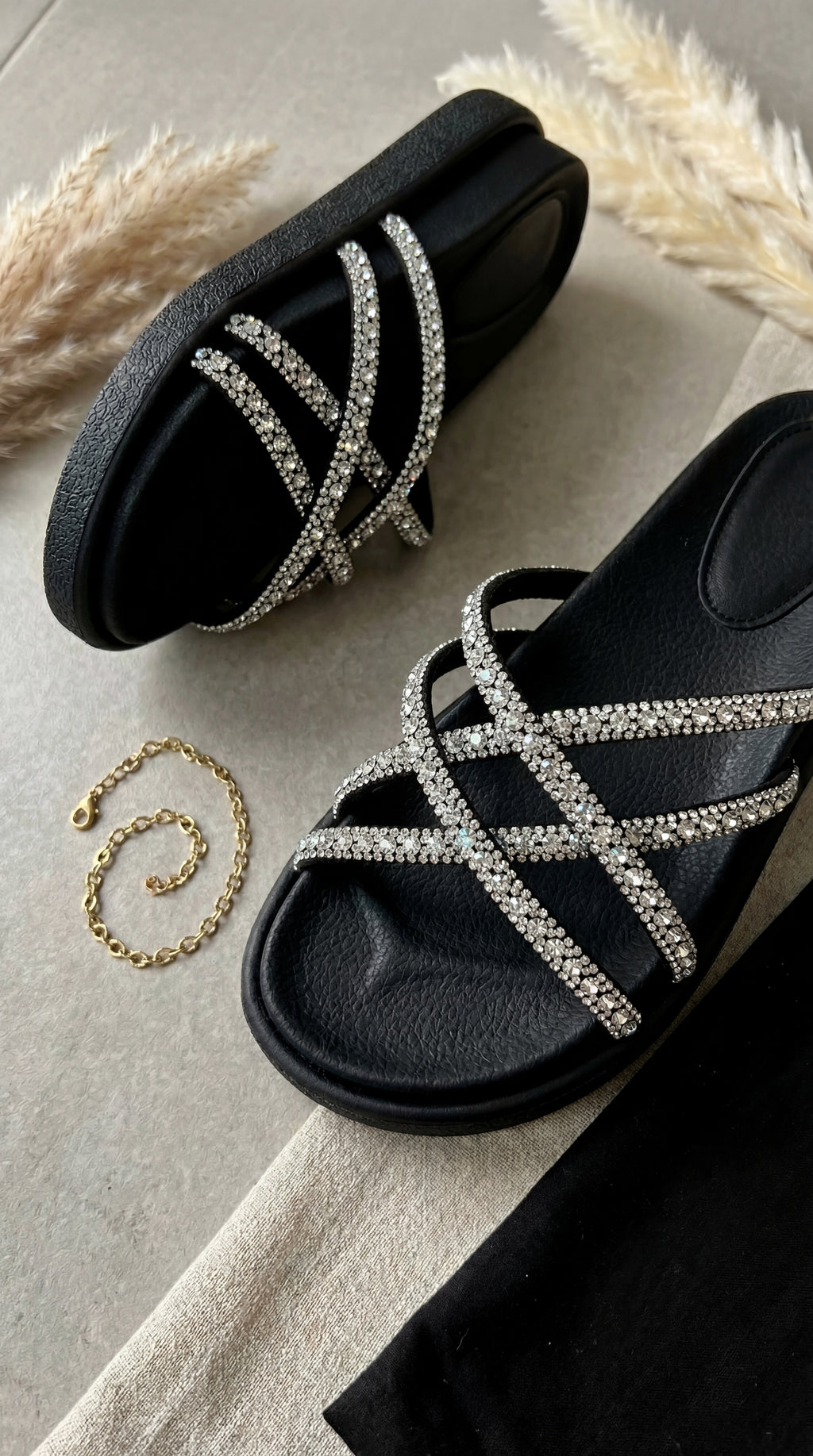 Sandalia ESTRELLA Tiras Cruzadas Strass – Calzado Femenino Brillante Plataforma